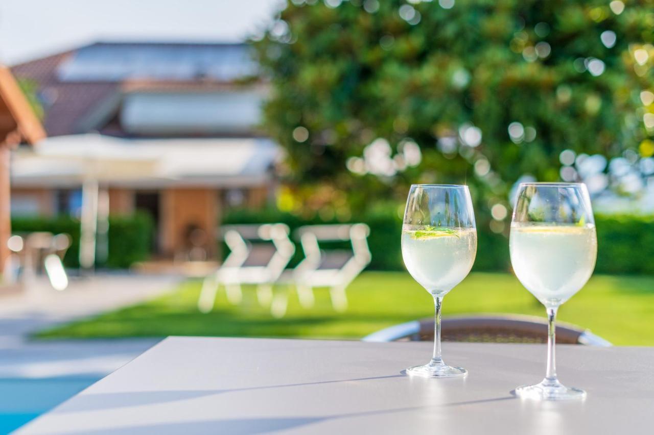 Garni Hotel Ritterhof Tramin an der Weinstraße Buitenkant foto