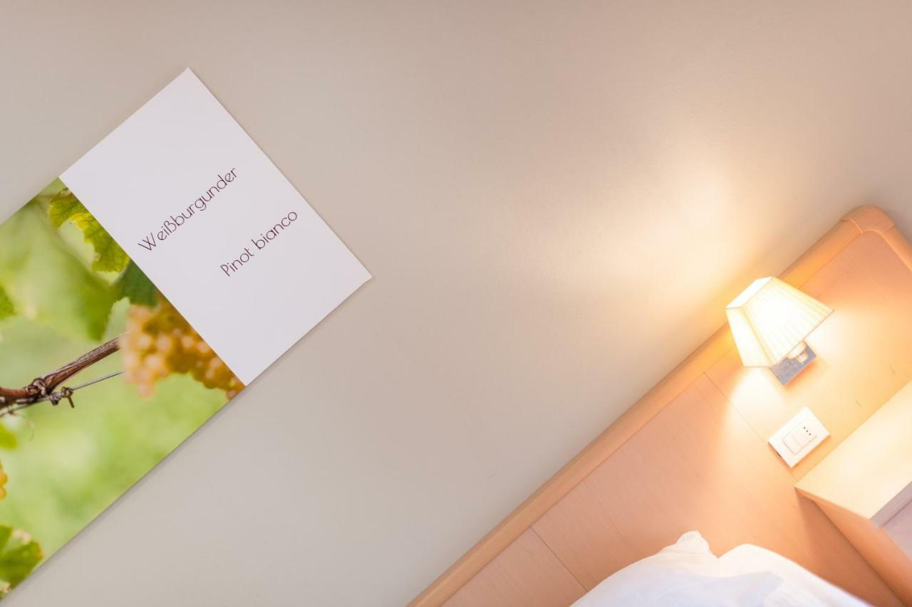 Garni Hotel Ritterhof Tramin an der Weinstraße Buitenkant foto