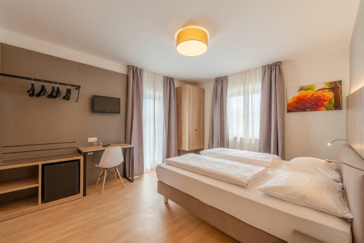 Garni Hotel Ritterhof Tramin an der Weinstraße Buitenkant foto